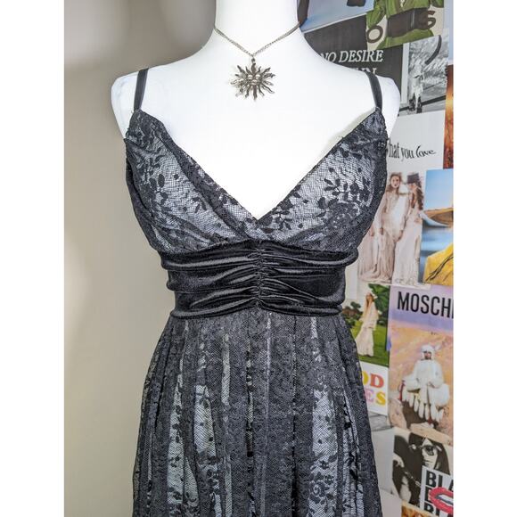 Lace Y2k Gothic Dress - Picture 3 of 5